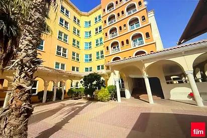 Spacious Unfurnished Studio in Ritaj A