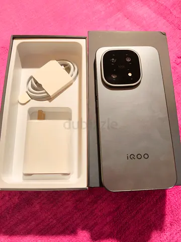 Vivos IQOO 15 BLACK 12/256 New Open box only