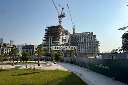 Community View | High Floor | Spacious Layout