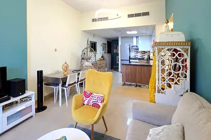 Vacant | High Floor | Great Location