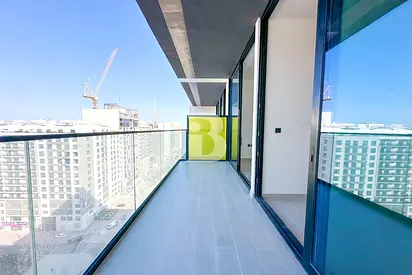 1 BR | New | Huge | Fitted Kitchen | Balcony