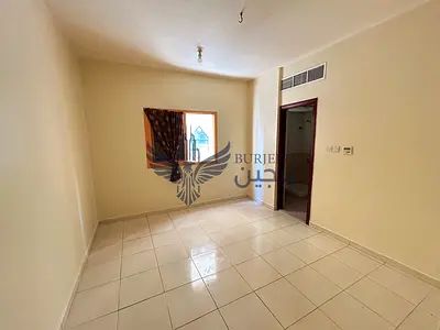 SUPER STUDIO NEAR BUS STOP IN JUST 17K