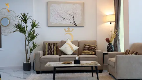 Stylish 2BR Duplex | Luxury Urban Hideaway | 20% off