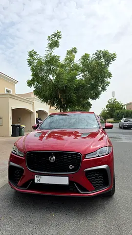 2 Keys, unique specs, white leather interior, next service in 10,500km