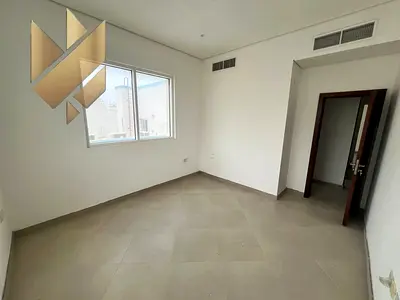 غرفة وصالة - أول ساكن - مساحة كبيرة - حمام واحد - بمنطقة القليعة - تبعد عن شارع الكورنيش 2 دقيقه بجوار كل الخدمات