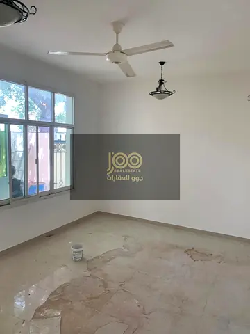 متاح للايجار السنوي في ام القيوين السلمة