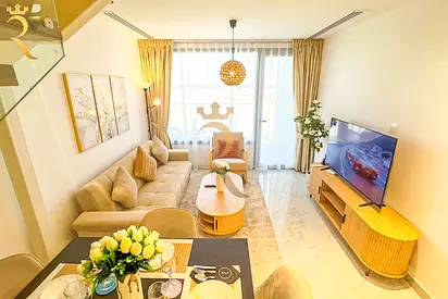 2BR Rooftop Retreat | Jacuzzi with Stunning Views | 20% Off