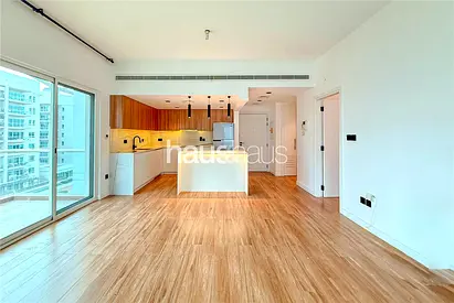 Exclusive | Vacant | Corner Unit | Upgraded
