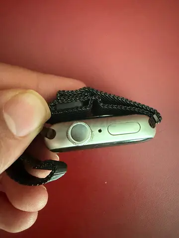 Apple Watch 8 series * mesh band with original charger *