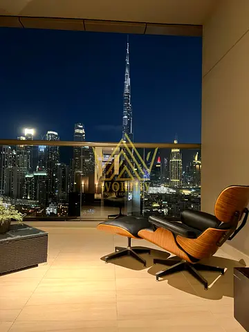 DOWNTOWN VIEW | LUXURY LIVING | HIGH FLOOR