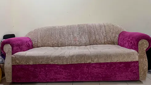 3-Seater Upholstered Sofa in Beige and Purple Good Condition