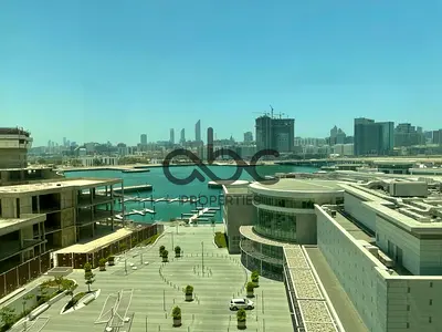 إطلالة جزئية على القناة | جاهز للسكن | معيشة عصرية