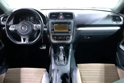 صورة 9 لـ 2011 Volkswagen SCIROCCO