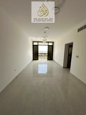 🏡✨ فرصة مميزة للإيجار – شقة فاخرة (أول ساكن) ✨🏡 تتوفر الآن شقة رائعة للإيجار في موقع استراتيجي مميز بمنطقة الحميدية 1، بالقرب من جامعة عجمان وبجوار