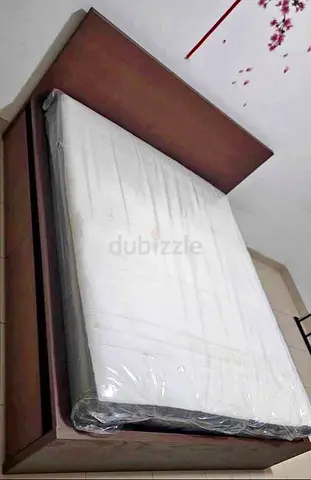 IKEA Malam king size bed 180/200cm with 2 storage drawers underneath and Ikea mattress is available