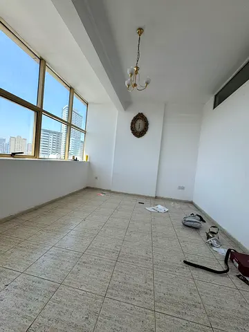 One-bedroom apartment for annual rent | Spacious living room | Large kitchen | Bathroom | Free air