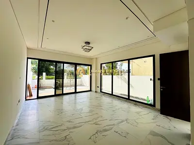 Brand New | private Elevator | Ready to move