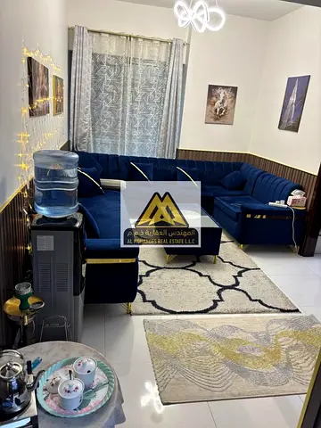 للبيع شقة غرفة وصالة  مع باركن  بابراج الجاردن سيتي الحميدية