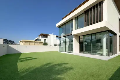 Large Garden | Ready to Move in | Multiple Options