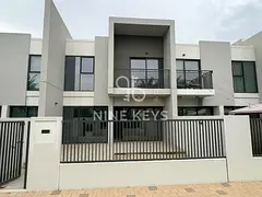 Elegant Single Row 3BR + Maid | La Rosa 3 | Family-Friendly Community