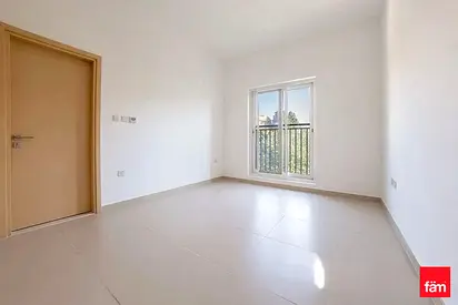STAND ALONE | CLOSE TO POOL AND PARK |