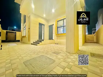 Includes water, electricity, and air conditioning; 5 master bedrooms with built-in wardrobes in a prestigious area of ​​Al Yasmin; freehold ownership.
