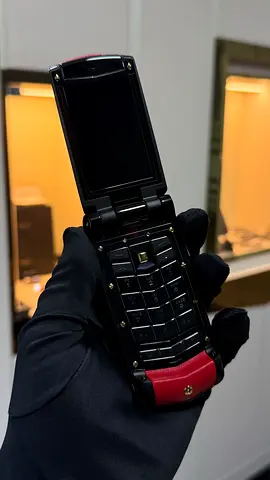 Vertu Ayxta Pure Black Mix Metall