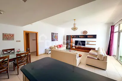 Canal View | Fully Furnished | Bright Unit
