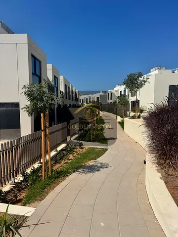 2 Bedroom Townhouse Falcon Island Al Hamra Village | Ready to move