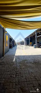 GOLDEN CHANCE FULL FETTID GARAGE 10,000 SQFT WITH FULL EQUIPMENT FOR RENT | industrial area 10 | pri