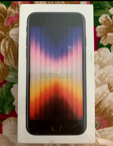 Brand New Sealed box Iphone SE 3rd Gen Black color