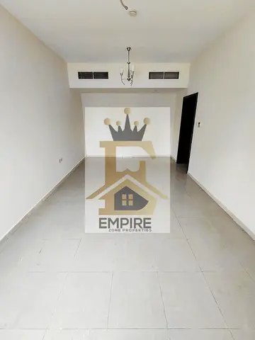 SPACIOUS BRIGHT APPARTMENT// FAMILY BULIDING//FREE GYM & POOL//EASY CLOSE EXIT TO DUBAI