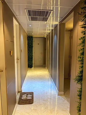 Partition for rent -Baniyas Square Deira Dubai - 1 Minute walk to Metro station