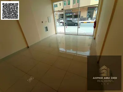 محل بمساحة كبيرة مناسب لجميع الأنشطة والخدمات | الروضة 1 بجوار شارع خليفة ومحمد بن زايد وشارع الشيخ عمار | إيجار سنوي مميز | دفعات ميسّرة | تأمين كاش.