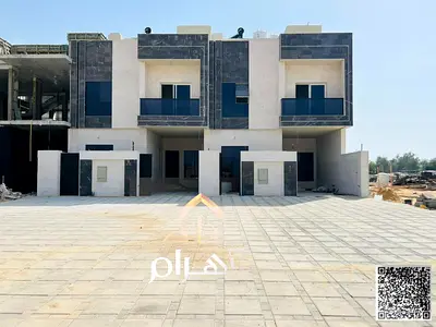 بمقدم 10% فقط و باقل سعر بعجمان| تملك فيلا فاخرة بالحليو 2 عجمان | 4 غرف ماستر وروف | بسعر تنافسي شامل التسجيل.