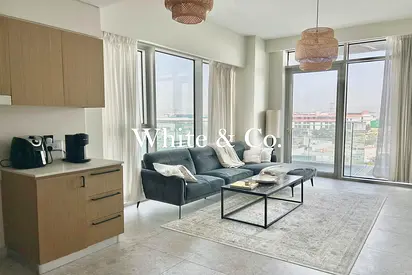 Furnished | Genuine Listing | Corner Unit