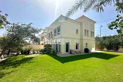 3 Bedroom | Upgreded | Available Now | Large Plot