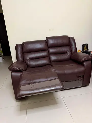 Brown leather 3  2-seater reclining sofa in Excellent condition