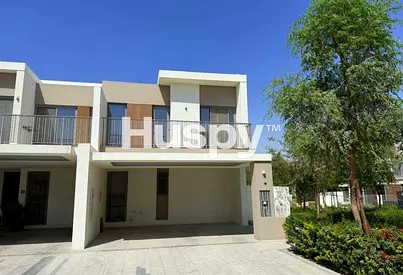 Large Corner Unit | Landscaped | Vacant In May