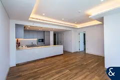 Modern | 1 Bedroom | Upgraded | High Floor