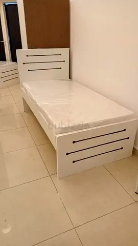 Ladies/girls bed space