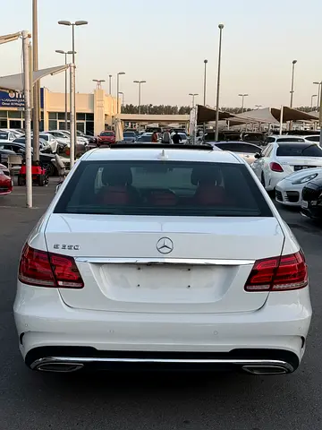 صورة مصغرة 8 لـ 2015 Mercedes-BENZ E-CLASS