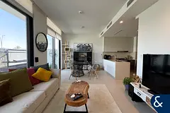 Modern | Close to Amenities | Available May