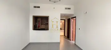 1BR Apartment | Ikarus Building | Balcony &amp; City View