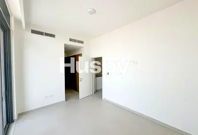 Vacant I Close to Amenities | Unfurnished