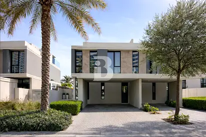 Open Plan Layout | Park &amp; Pool Views | Vacant
