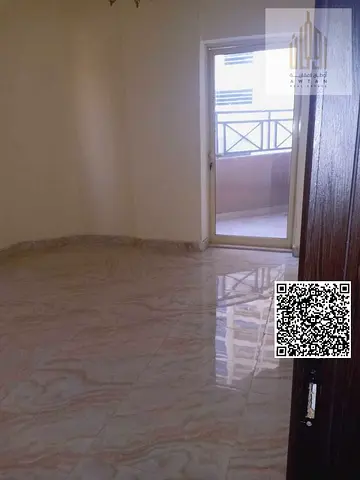 مبنى تجاري على شارع رئيسي | ارضي + 4 طوابق | موقع مميز , تملك حر