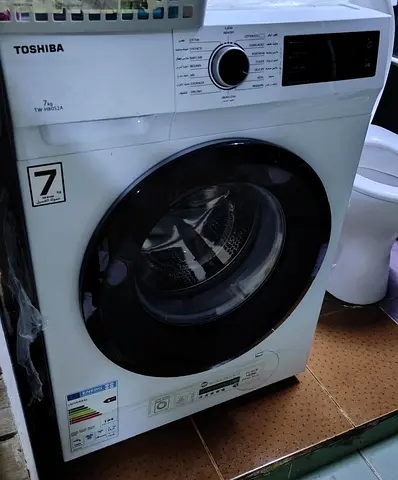 Toshiba 7kg Front Load Washing Machine - Good Working Condition