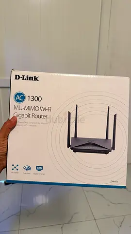 D-Link AC1300 MU-MIMO Wi-Fi Gigabit Router (new in box)