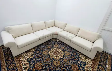 Top Quality pottery barn beige color luxury couch 🛋️